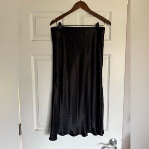 NWT Aritzia Babaton Silk Slip Midi Skirt